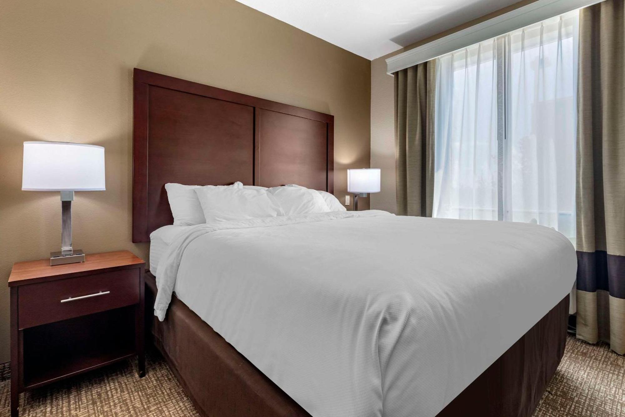 Comfort Suites Plano - Dallas North Exterior foto